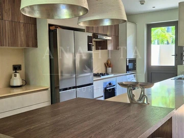 3 Bedroom Townhouse, Duplex
