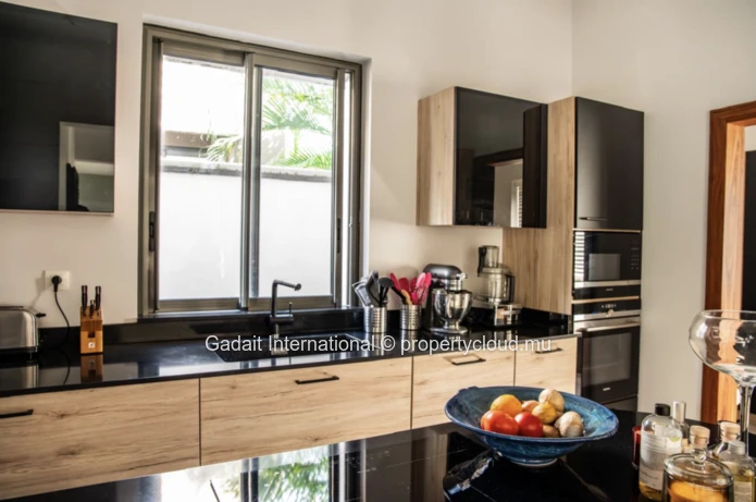 Prestigious Golfside Villa for Sale | Heritage Villas Valriche