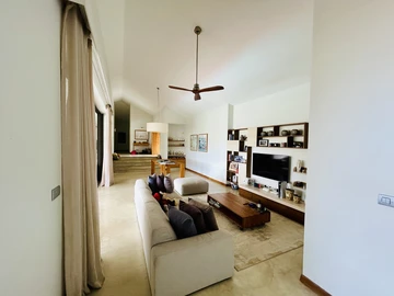 4 Bedroom Villa