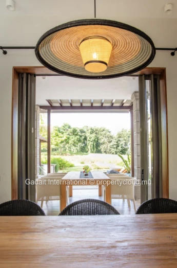 Prestigious Golfside Villa for Sale | Heritage Villas Valriche
