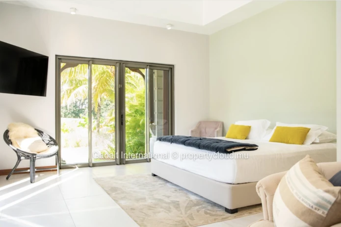 Prestigious Golfside Villa for Sale | Heritage Villas Valriche
