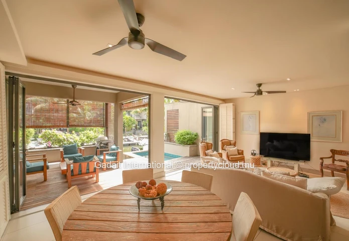 Élégance et Prestige : Duplex d'Exception avec Vue Panoramique dans l'ouest de l'Ile Maurice