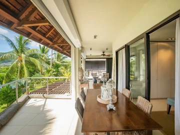 4 Bedroom Villa