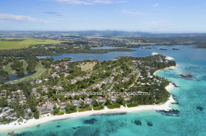 Luxury beachfront villa for sale in Mauritius – One&Only Private Homes Le Saint Géran