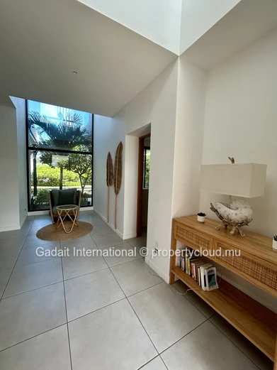 Contemporary 4-Bedroom Villa with Private Pool and Sea View – Akasha Estate, Tamarin