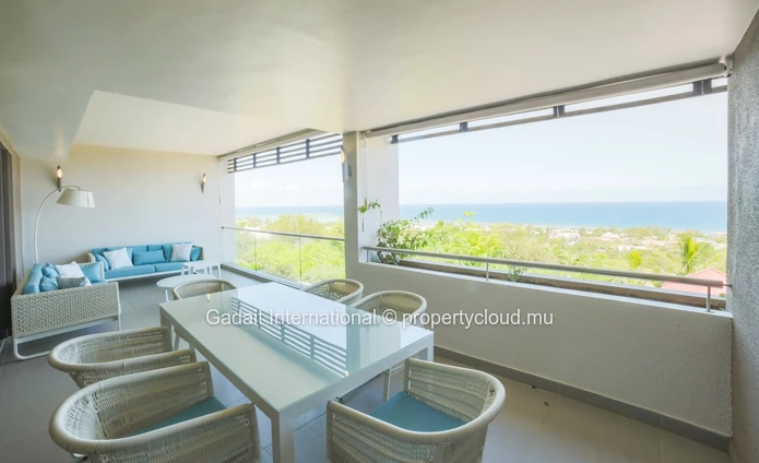 For sale magnificent penthouse duplex sea view on the west coast of Mauritius