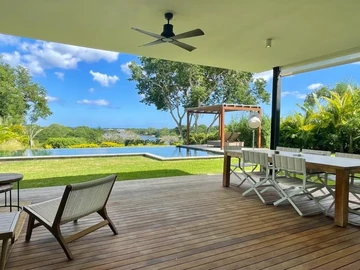 4 Bedroom Villa