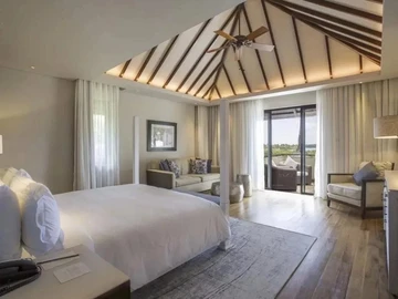 5 Bedroom Villa