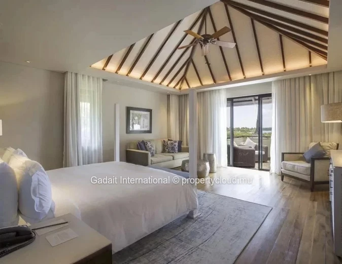Investissez dans cette villa à l'est de l'île Maurice avec plage privée et accès golf