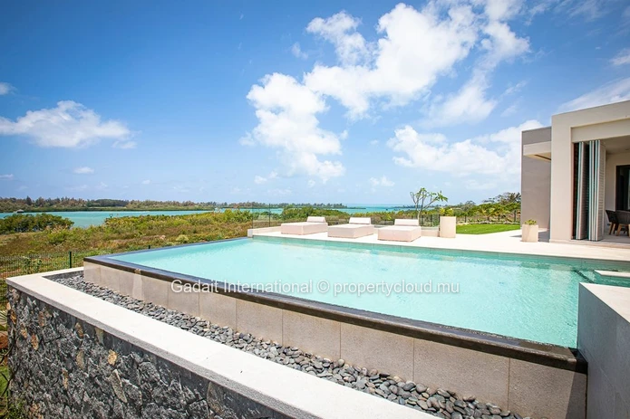A vendre une Villa de maître sur l'eau à l'Ile Maurice