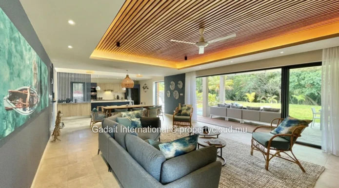 Villa de Luxe Dans un Domaine de Golf de Championnat à Maurice – Élégance et Art de Vivre
