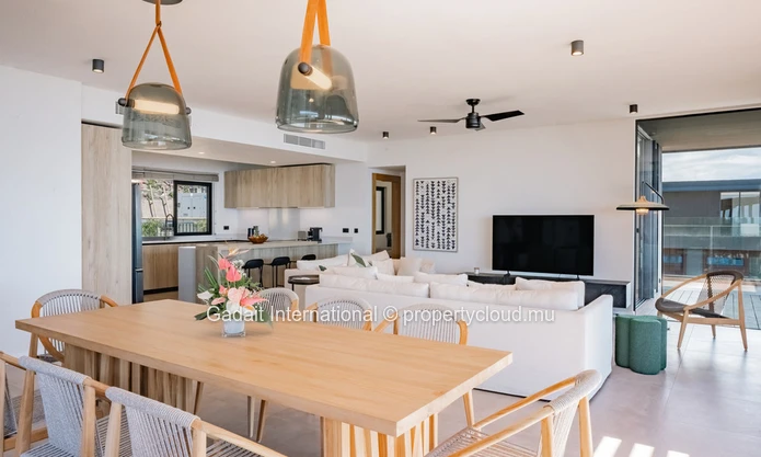 Luxury Penthouse in Mauritius – Panoramic Sea View & 5-Star Resort Living
