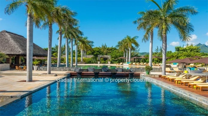 Investissez dans le luxe sur la côte Est de l'île Maurice avec cette villa de 3 chambres, vue Golf