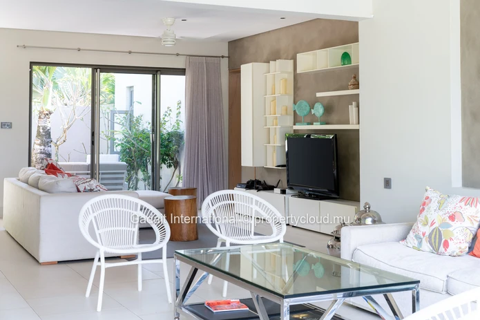 Villa contemporaine avec vue golf et piscine privée à vendre | Anahita Golf & Spa Resort
