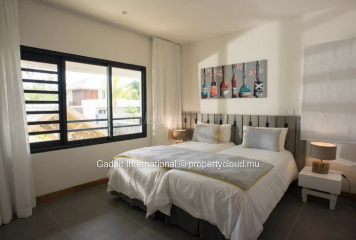 Villa Tropicale Élégante à Marguery | 3 Chambres avec Piscine Privée & Vue Montagne