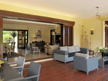 5 Bedroom Villa