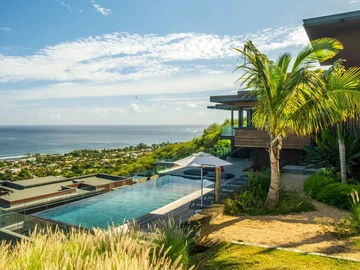 5 Bedroom Villa