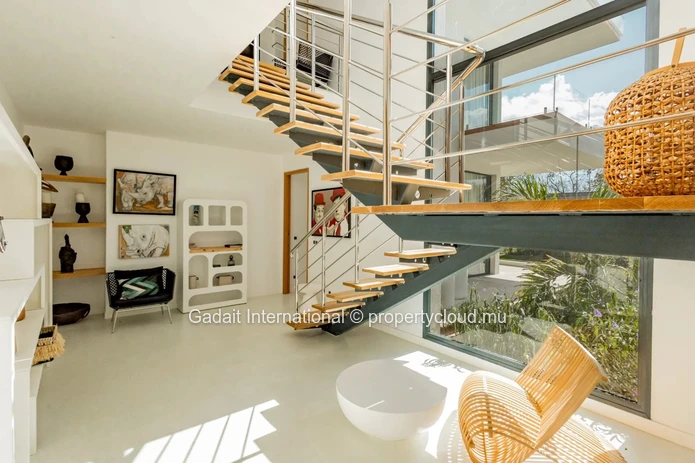 An Elegant and Distinguished Property: A Luxurious Villa Perfect for Refined Connoisseurs