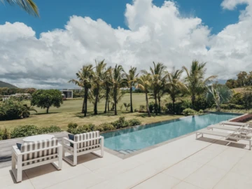 4 Bedroom Villa
