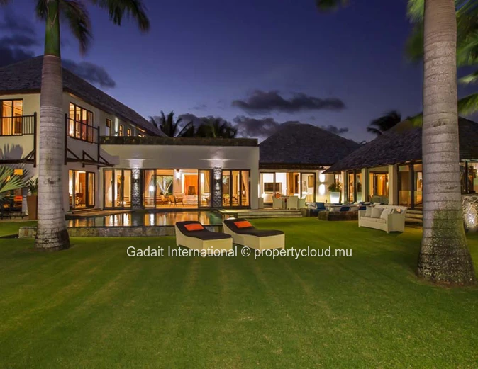 Villa HideAway: For rent - villa with sea view & private pool at Anahita Golf & Spa Resort