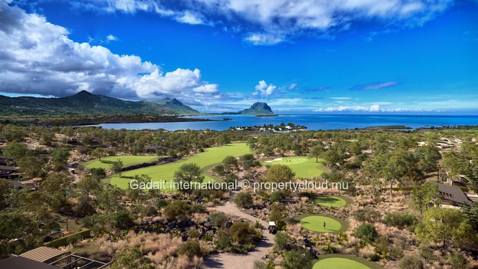 Harmonie-N-42 - eco-friendly villa on 2725m², golf access - Black River