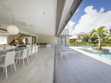 7 Bedroom Villa